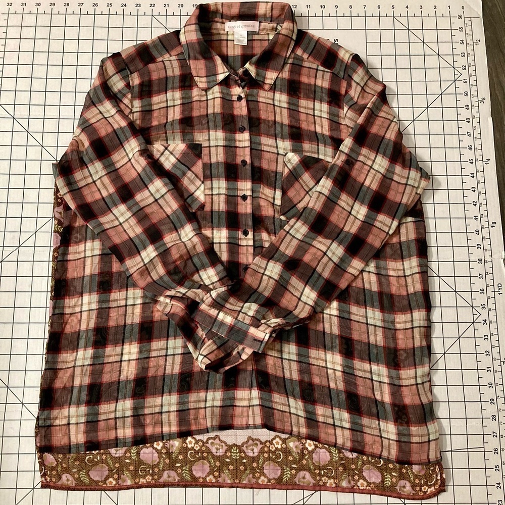Band of‎ Gypsies Women’s XL Button Down Shirt